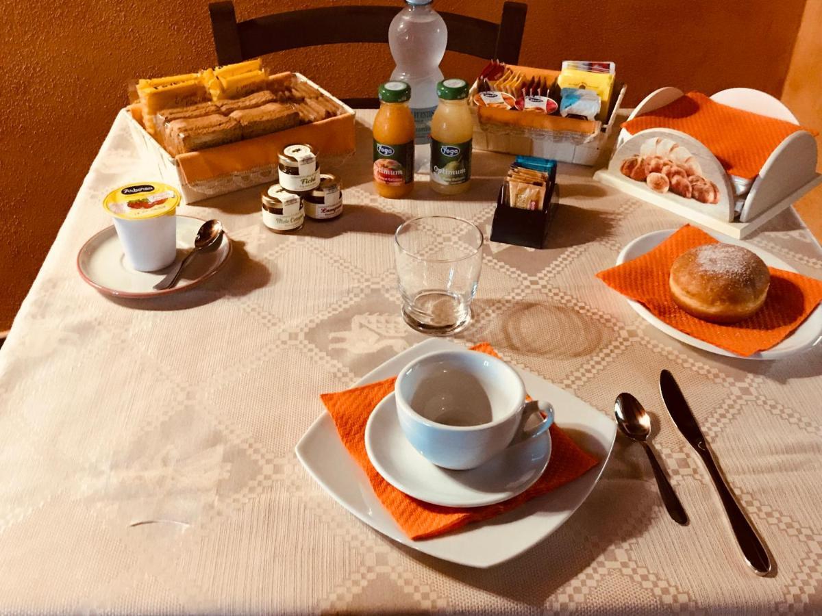 B&B Linu Ruiu Santu Lussurgiu Extérieur photo