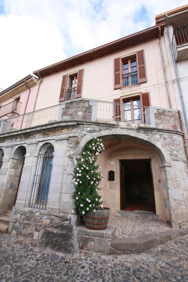 B&B Linu Ruiu Santu Lussurgiu Extérieur photo